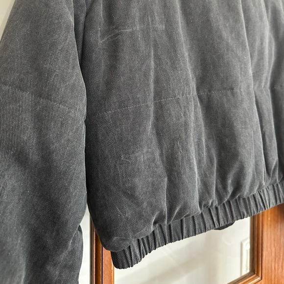 Elodie women’s cropped quilted puffer coat in size small - medium grey - Picture 3 of 6